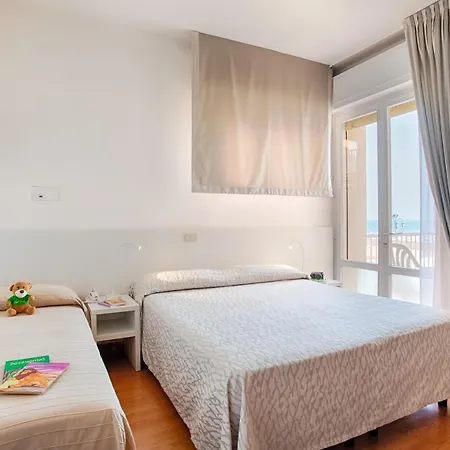 Telenia Hotel 3*