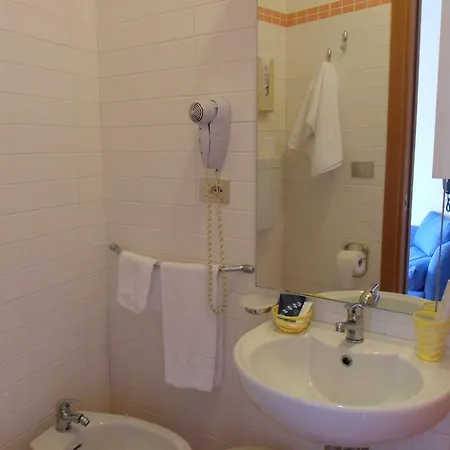Telenia Hotel