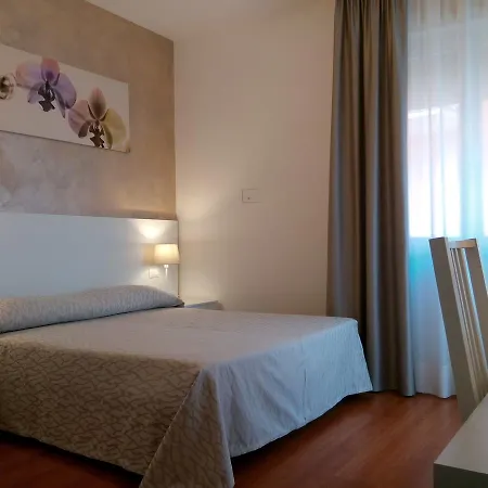 Telenia Hotel 3*